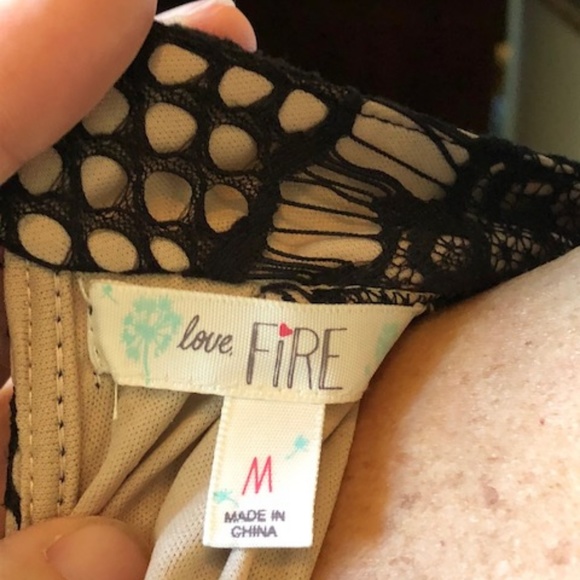 Black Lacey dress - Picture 4 of 4